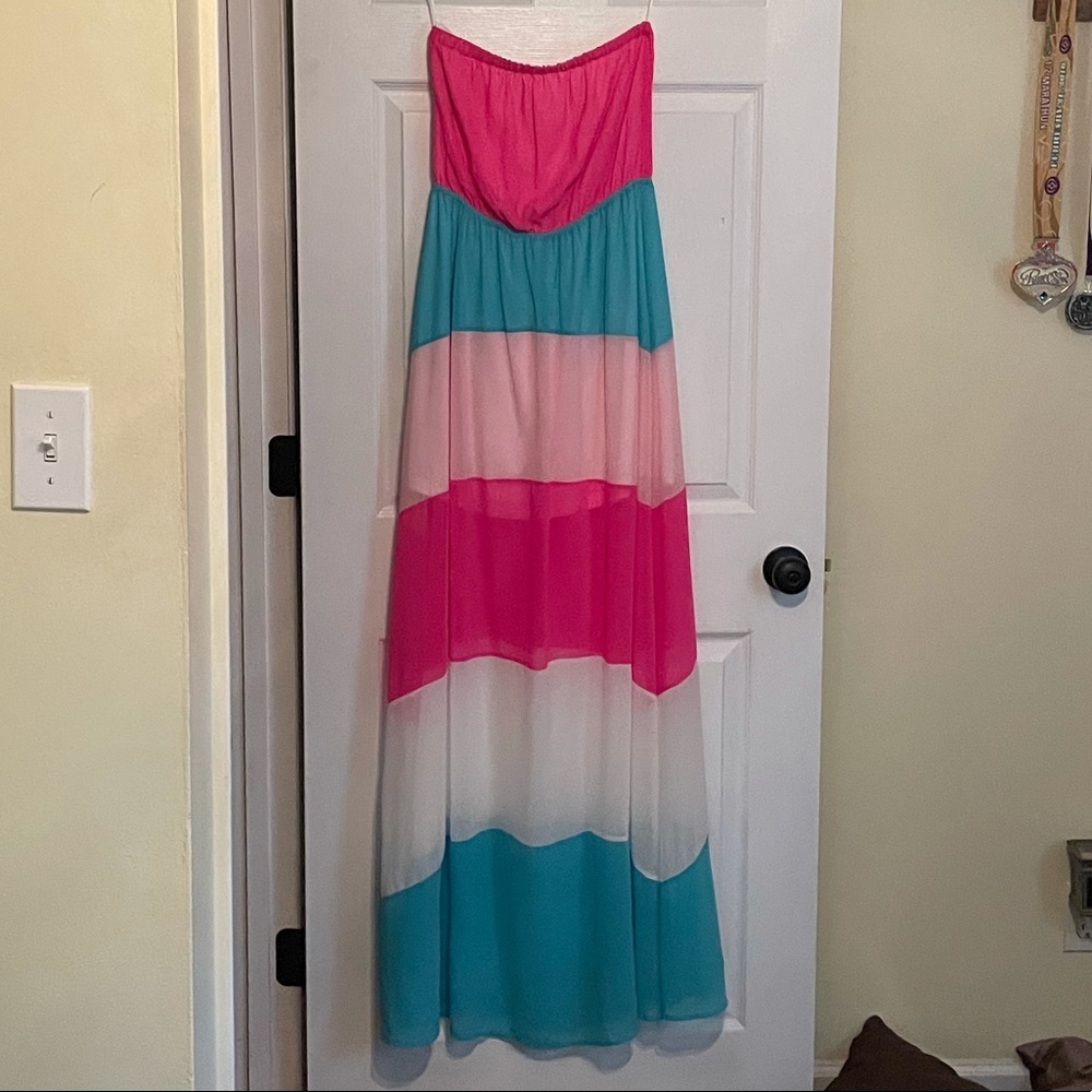 Ladies size Large strapless boutique maxi dress